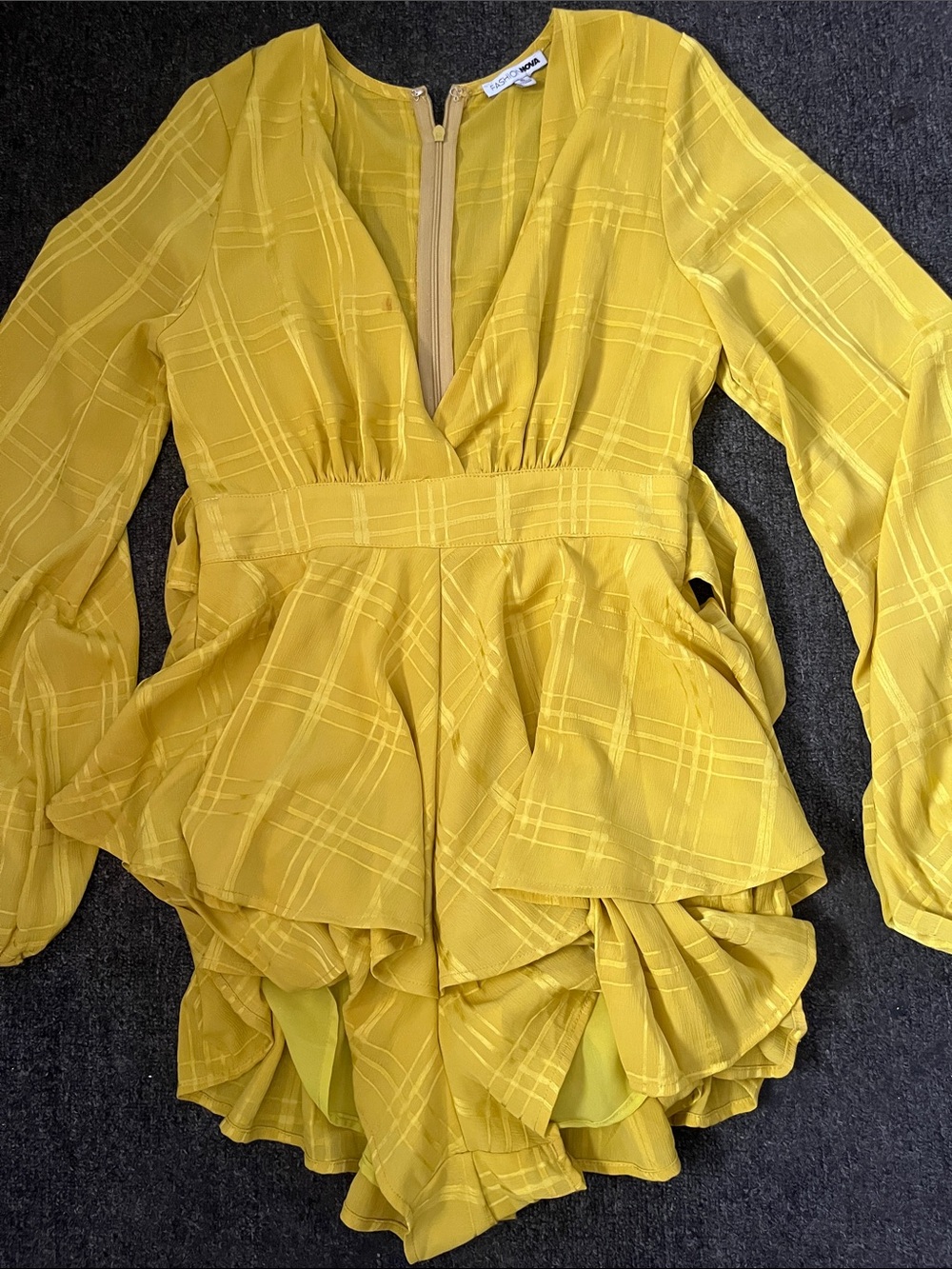Yellow Deep V Ruffled Waist Tie Romper - Unknown Brand